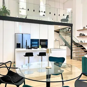 https://loft-milano-manifatture-2.italymilanhotels.net